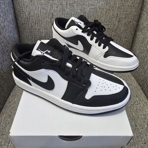 Jordan 1 Low SE Homage Split White Black